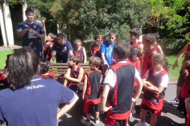 少儿篮球夏令营